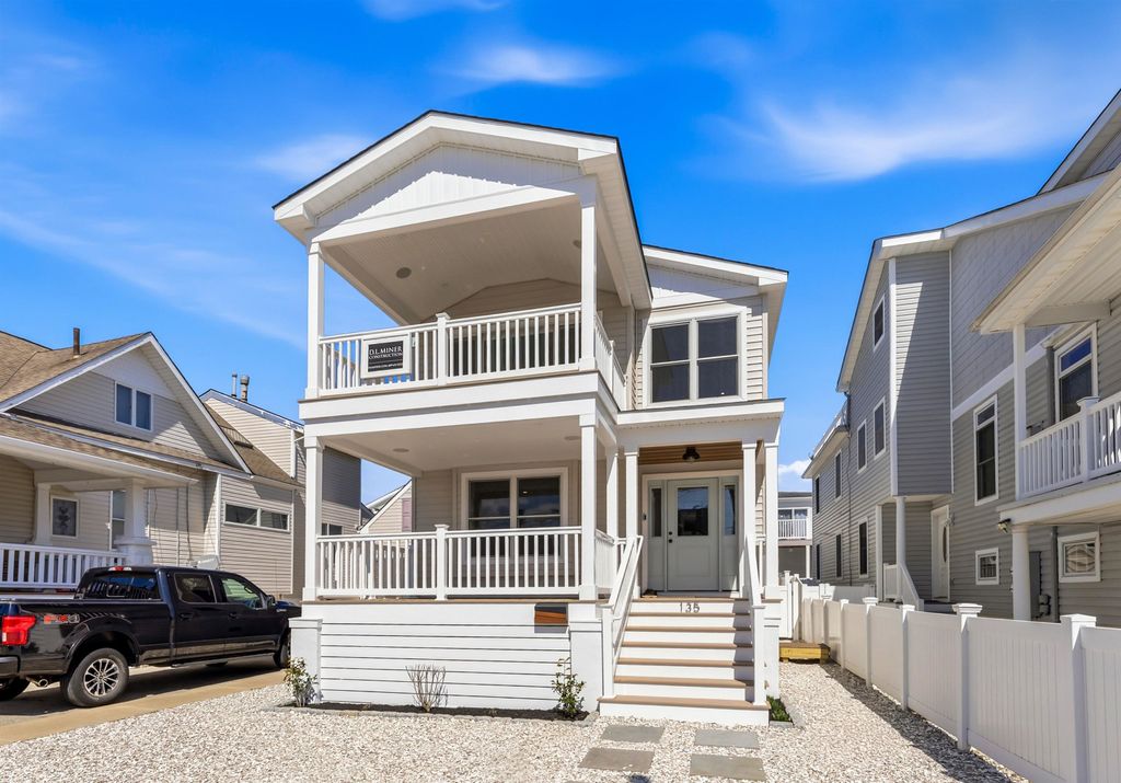 Photo of 135 W Sweetbriar Road, Wildwood Crest, NJ 08260 (MLS # 260102)