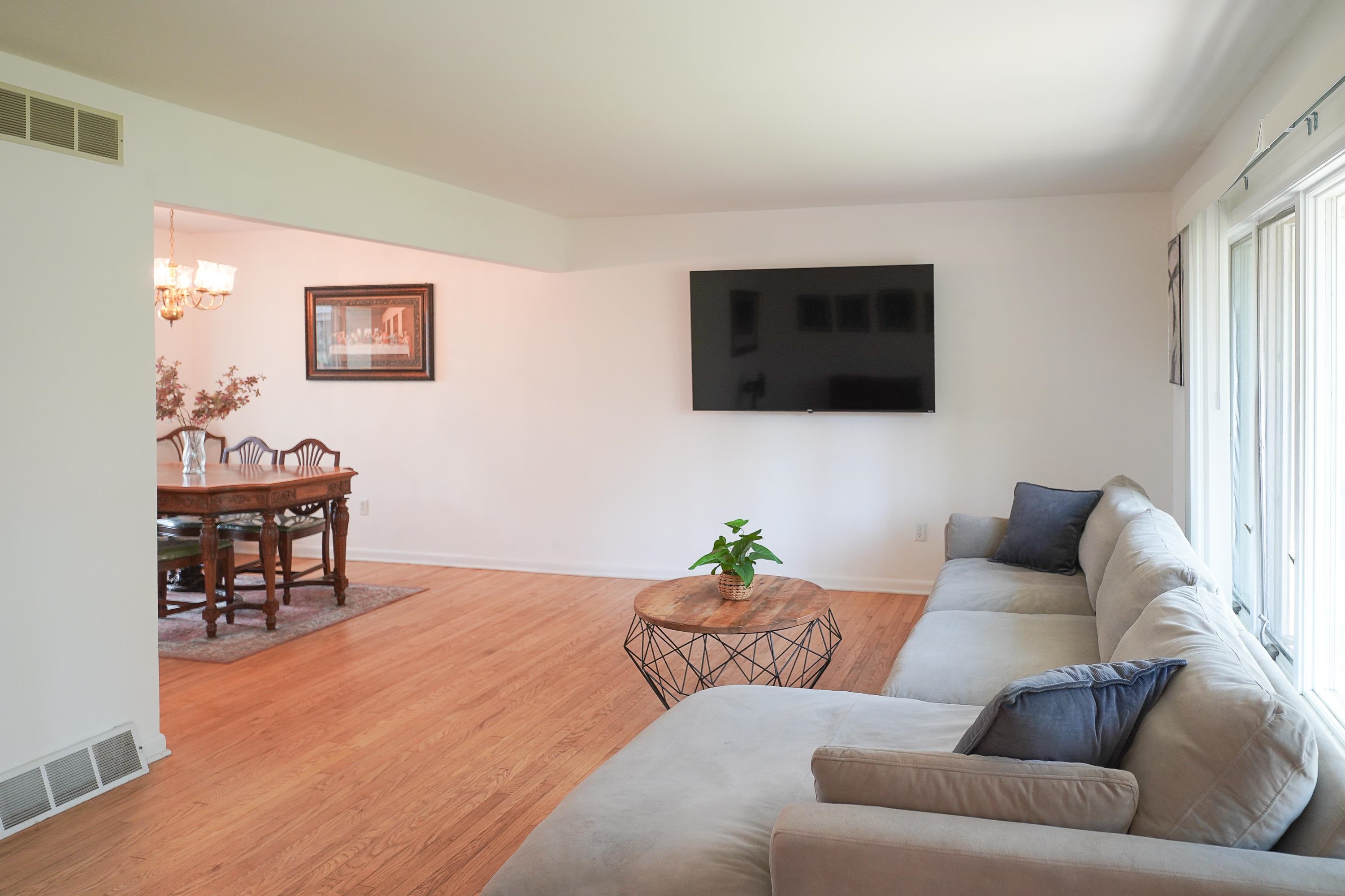 2402 Shelburn Road, Millville, New Jersey image 4