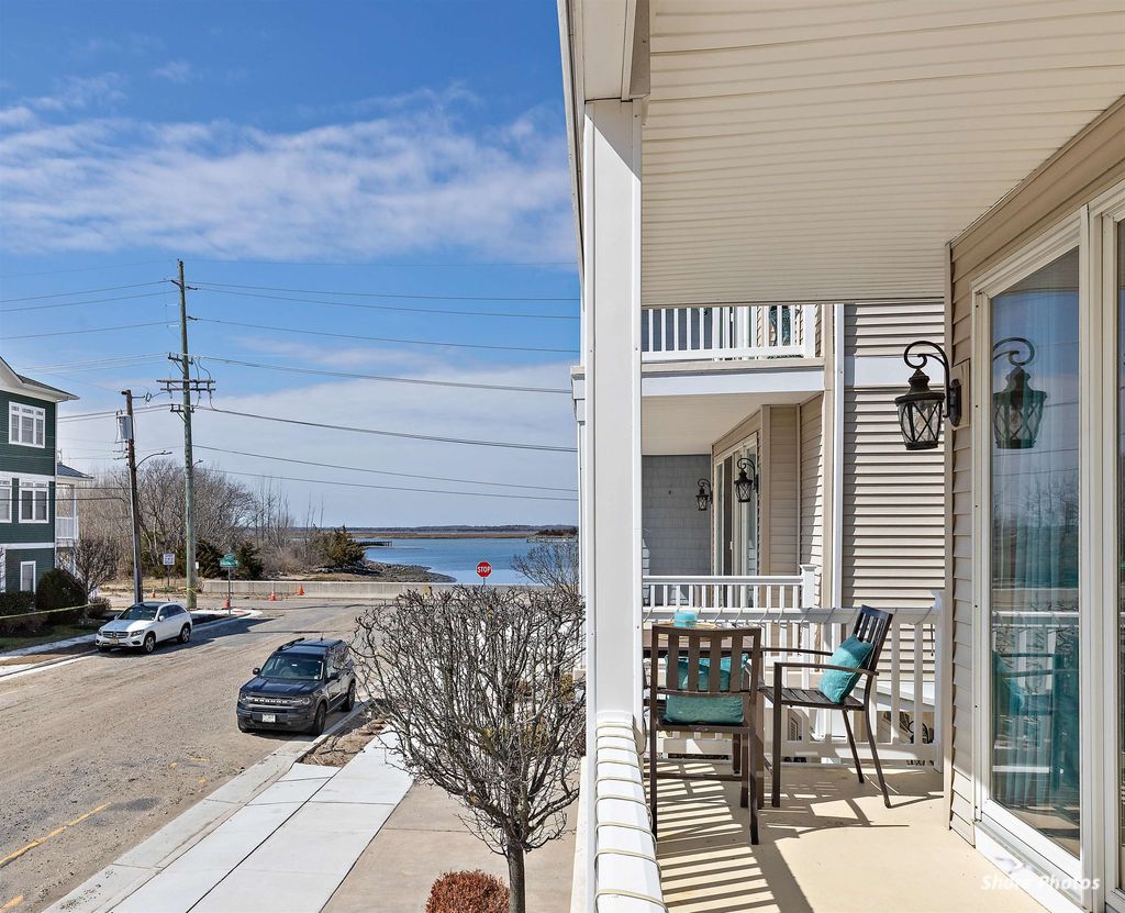 Photo of 439 W Lincoln Avenue #100, Wildwood, NJ 08260 (MLS # 260719)