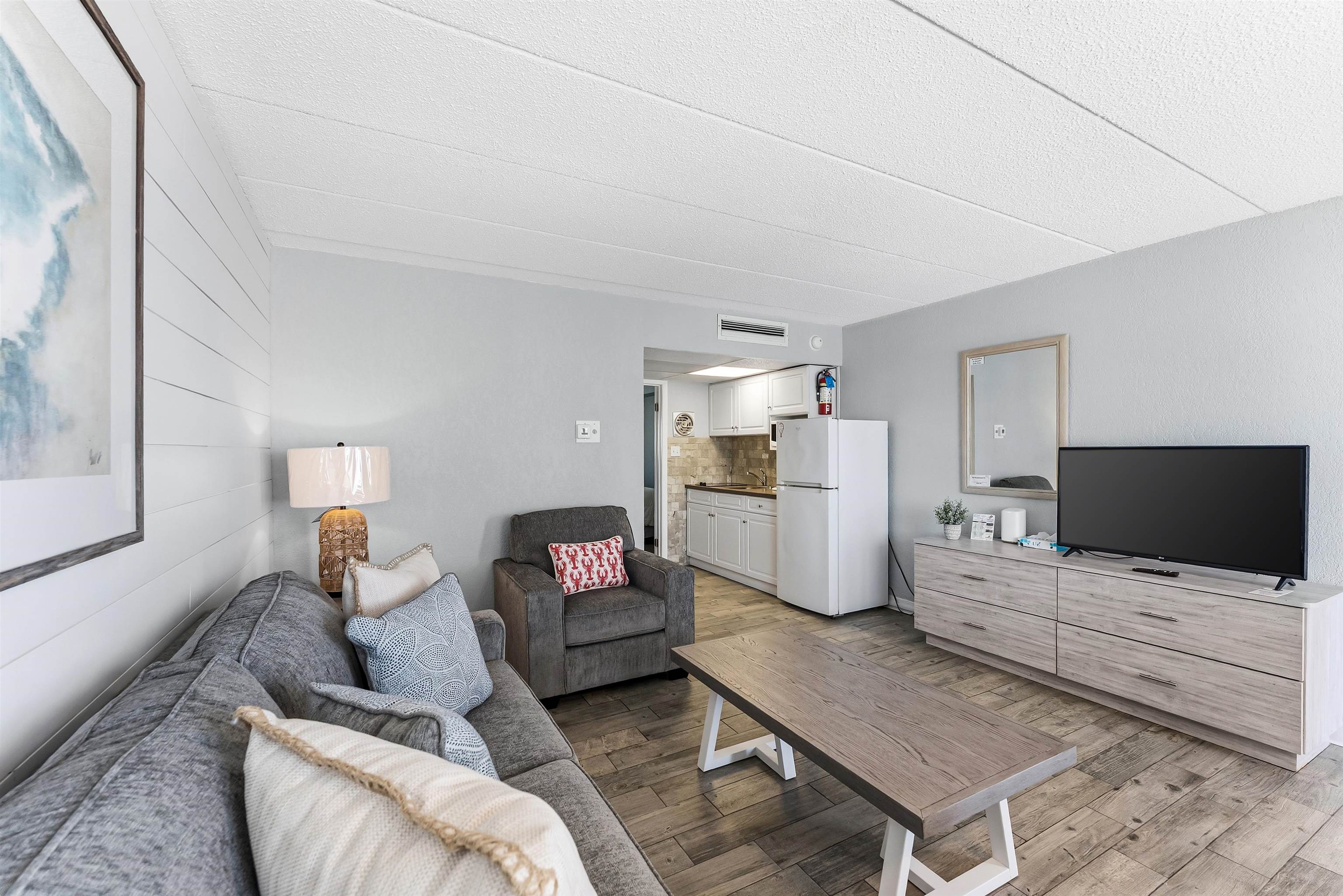 9103 Atlantic Avenue 411