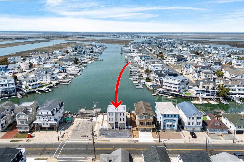 Photo of 2290 Ocean Drive #C, Avalon, NJ 08202 (MLS # 261010)