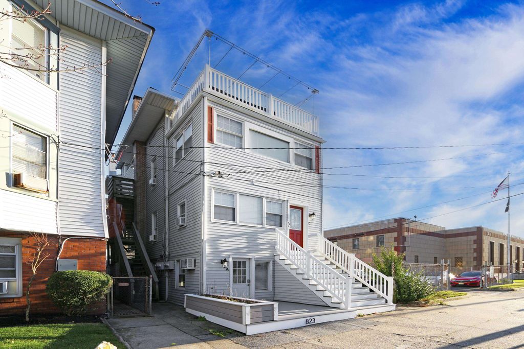 Photo of 823 Ocean Avenue #B, Ocean City, NJ 08226 (MLS # 261078)