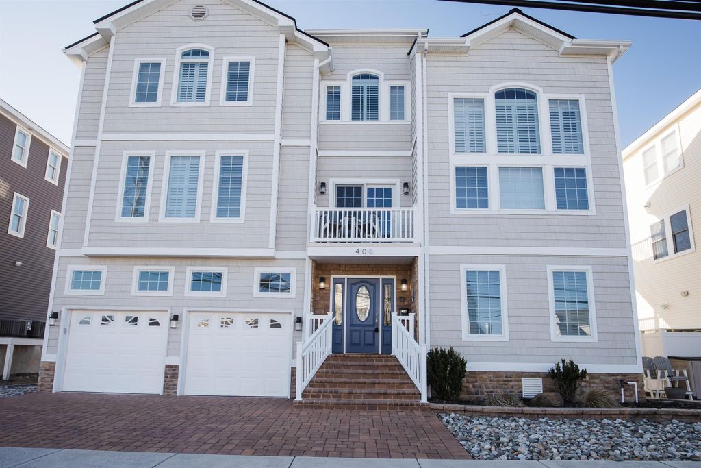 Photo of 408 Illinois Avenue, North Wildwood, NJ 08260 (MLS # 260667)