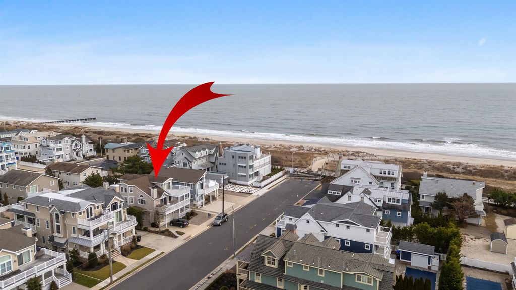 Photo of 53 E 25th Street, Avalon, NJ 08202 (MLS # 260081)