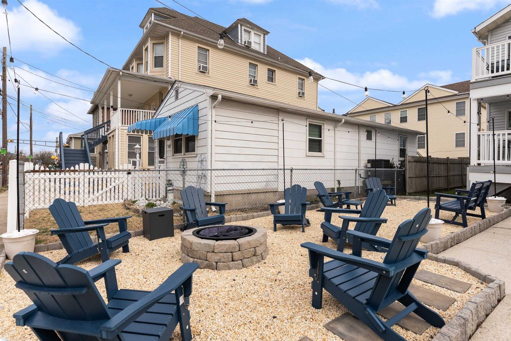 Photo of 111 E Magnolia Avenue #C, Wildwood, NJ 08260 (MLS # 261486)
