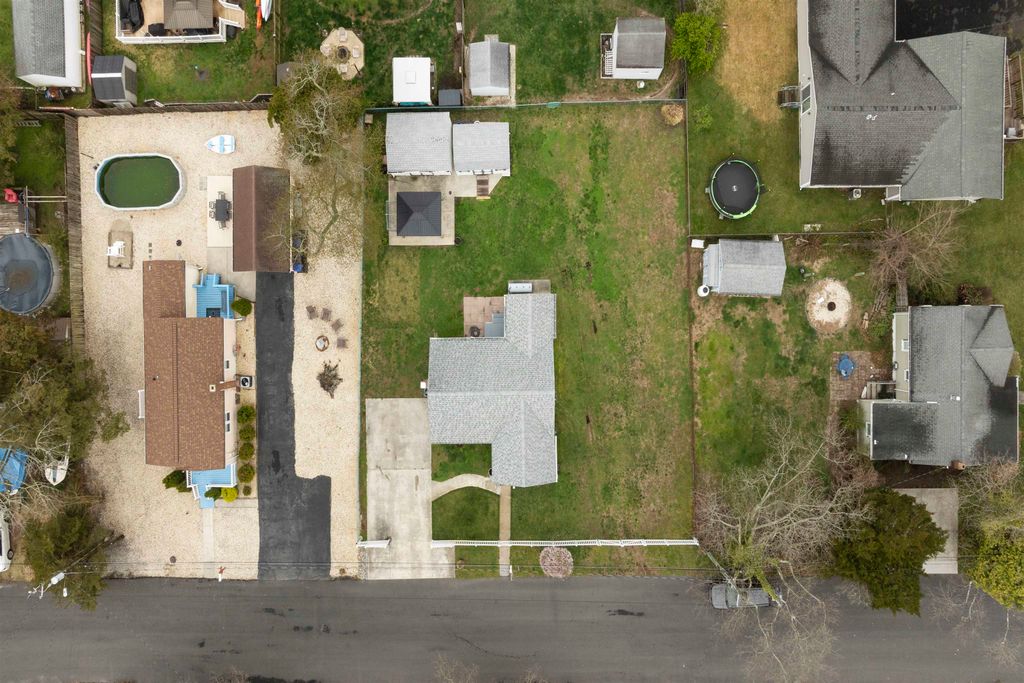 Photo of 105 S 8th Street, Del Haven, NJ 08251 (MLS # 260843)