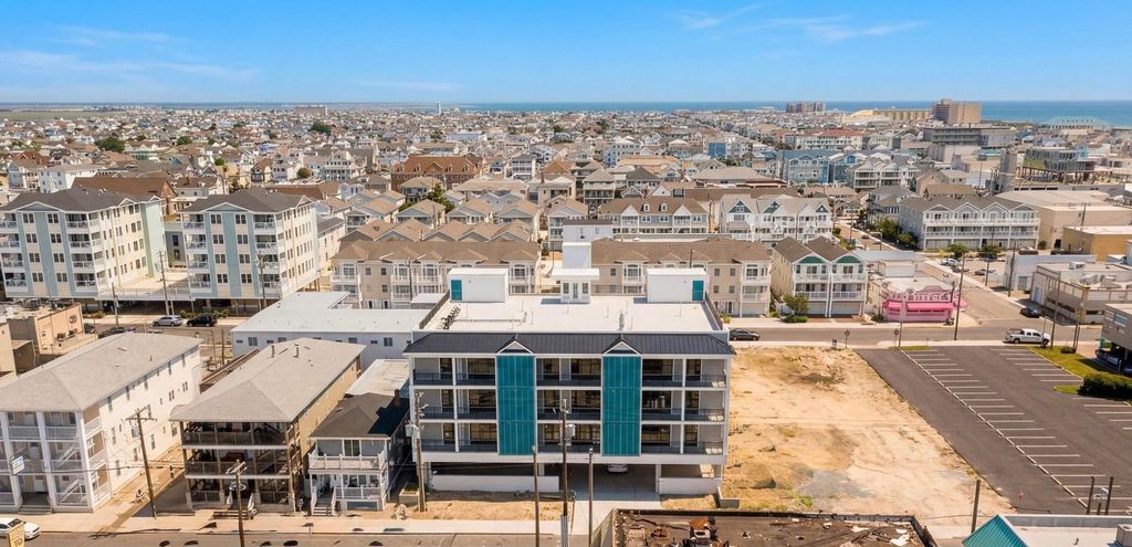 Photo of 323 E Oak Avenue #201, Wildwood, NJ 08260 (MLS # 260396)