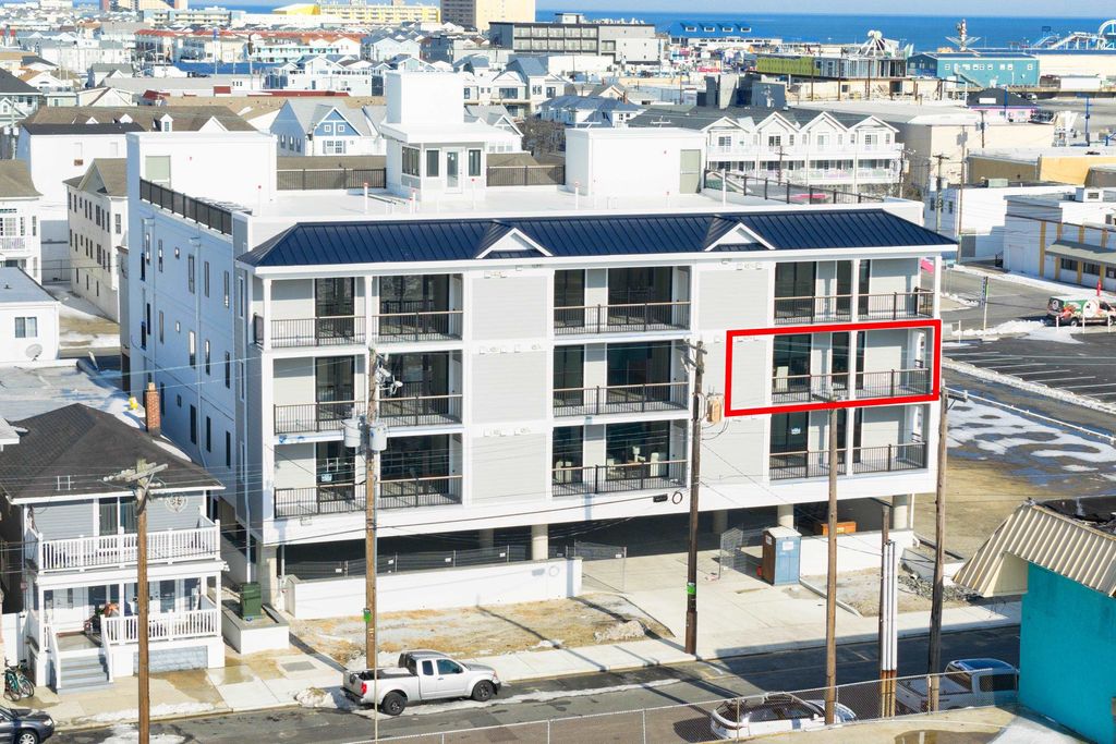 Photo of 323 E Oak Avenue #201, Wildwood, NJ 08260 (MLS # 260396)