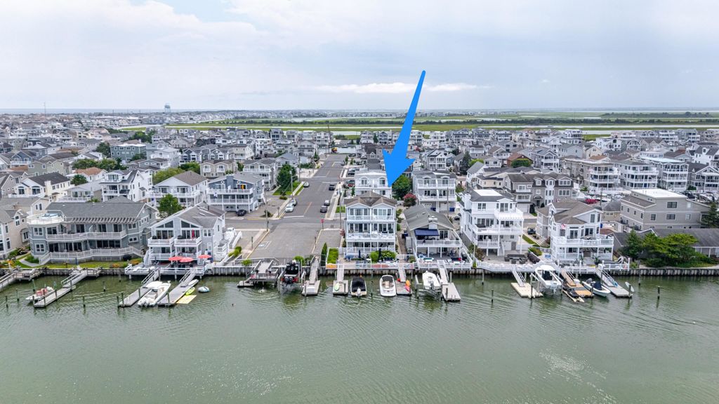Photo of 503 20th Street #503, Avalon, NJ 08202 (MLS # 252273)