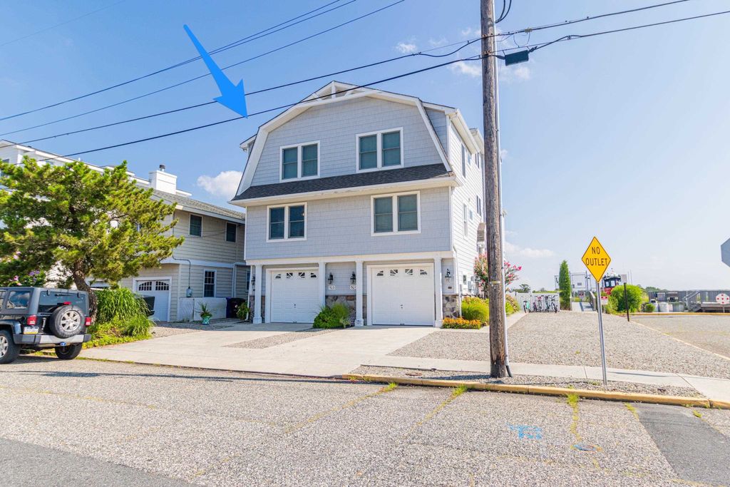Photo of 503 20th Street #503, Avalon, NJ 08202 (MLS # 252273)