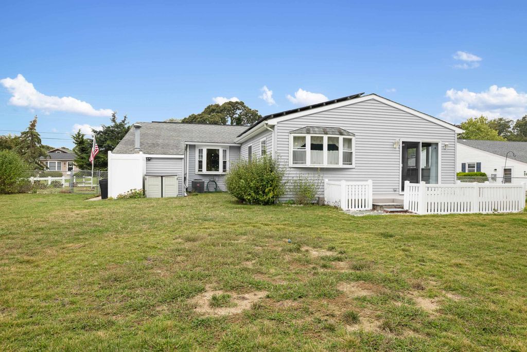 Photo of 86 Beachhurst Drive, North Cape May, NJ 08204 (MLS # 253170)