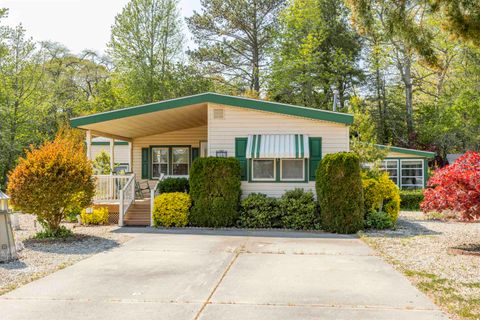 50 Breakwater Terrace, North Cape May, NJ 08204 - MLS#: 251294