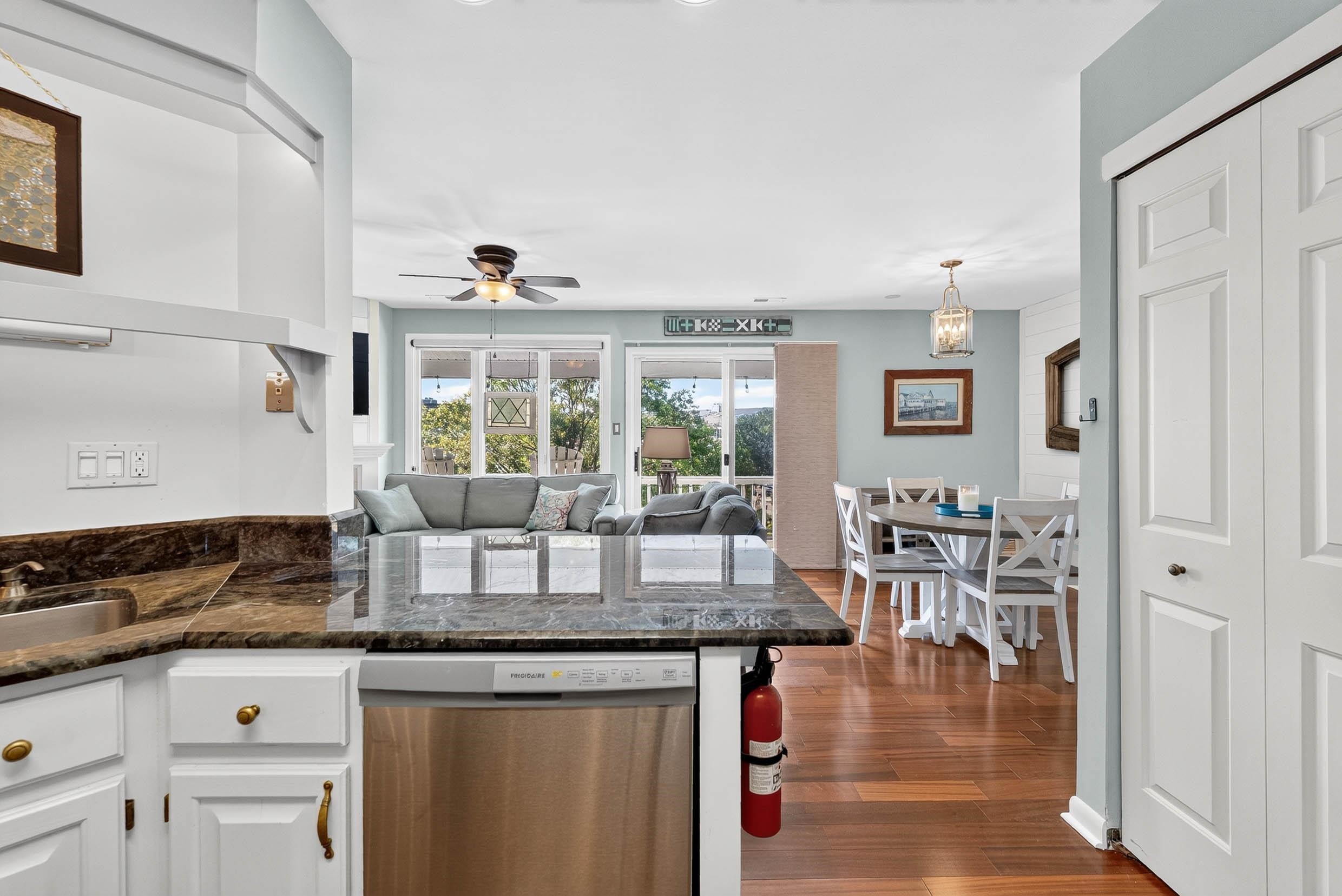 802 Harbour Cove 802