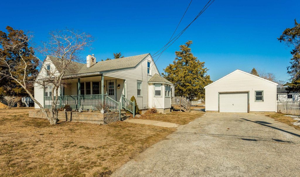 Photo of 23 W Greenwood Avenue, Villas, NJ 08251 (MLS # 260374)