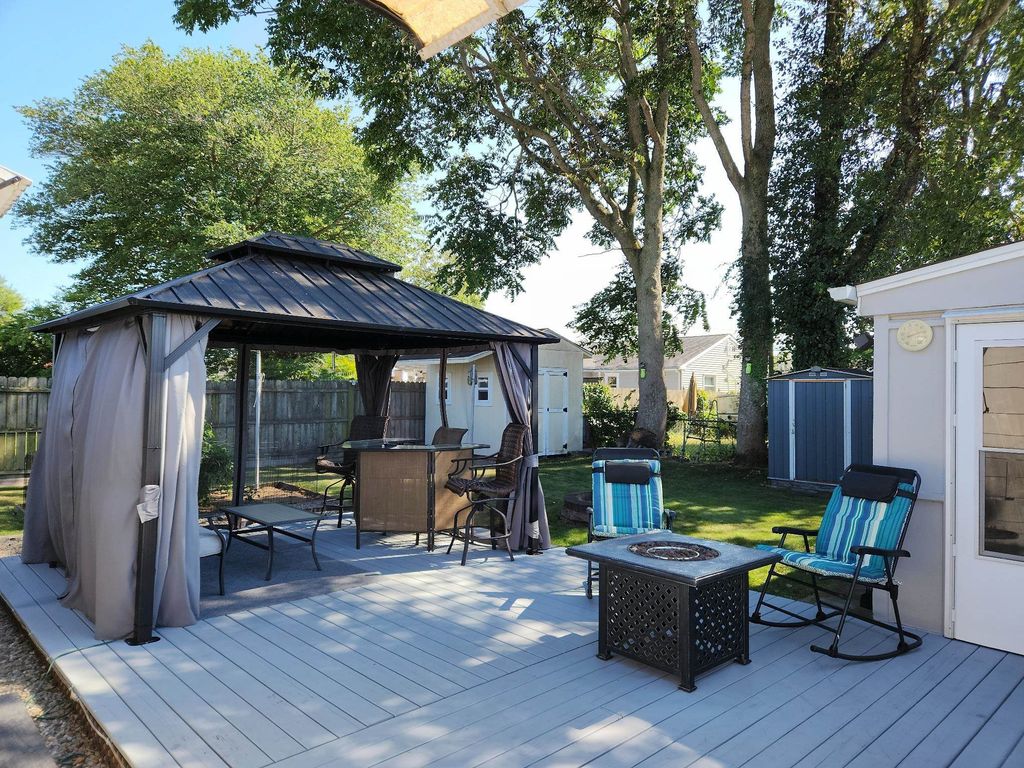 Photo of 205 E Vermont Avenue, Rio Grande, NJ 08242 (MLS # 252627)