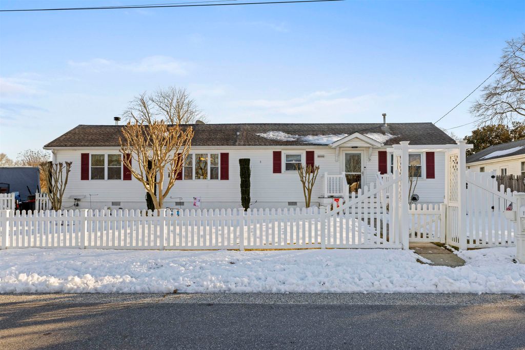 Photo of 112 E Drumbed Road, Villas, NJ 08251 (MLS # 260272)
