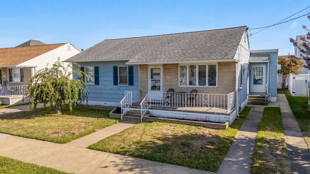 Photo of 107 E Hollywood Avenue, Wildwood Crest, NJ 08260 (MLS # 252713)