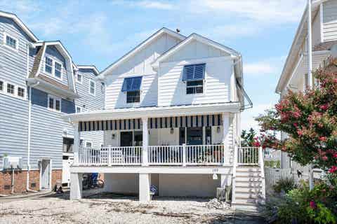 Homes For Sale - 389 22nd Street<br/> Cape May County, Avalon, NJ 08202