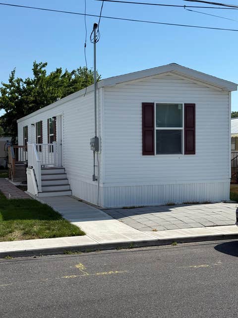 Mobile Home For Sale - 234 Maurice Boulevard<br/> Rio Grande, NJ 08242