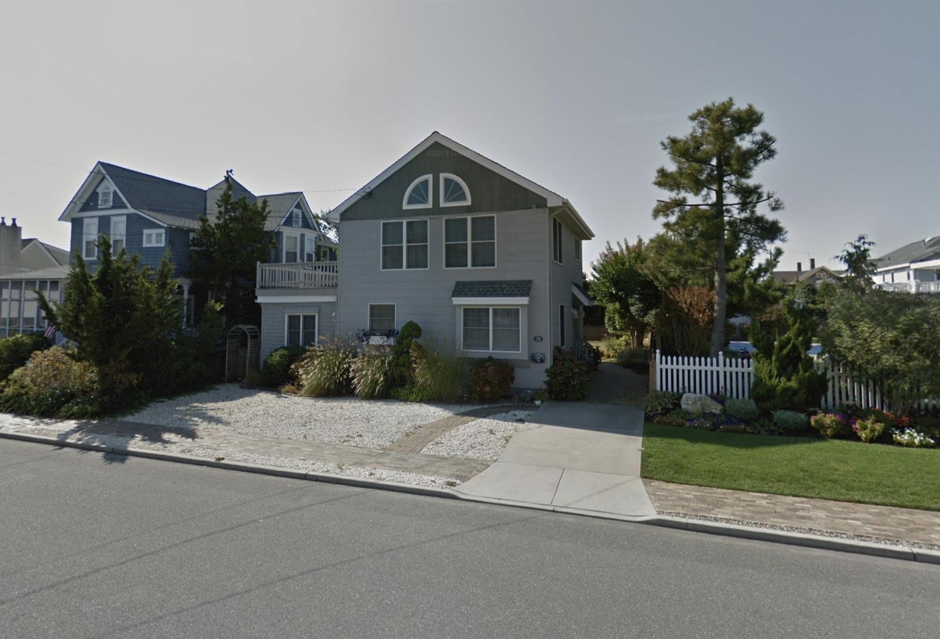 74 W 8th Street, Avalon, New Jersey image 1