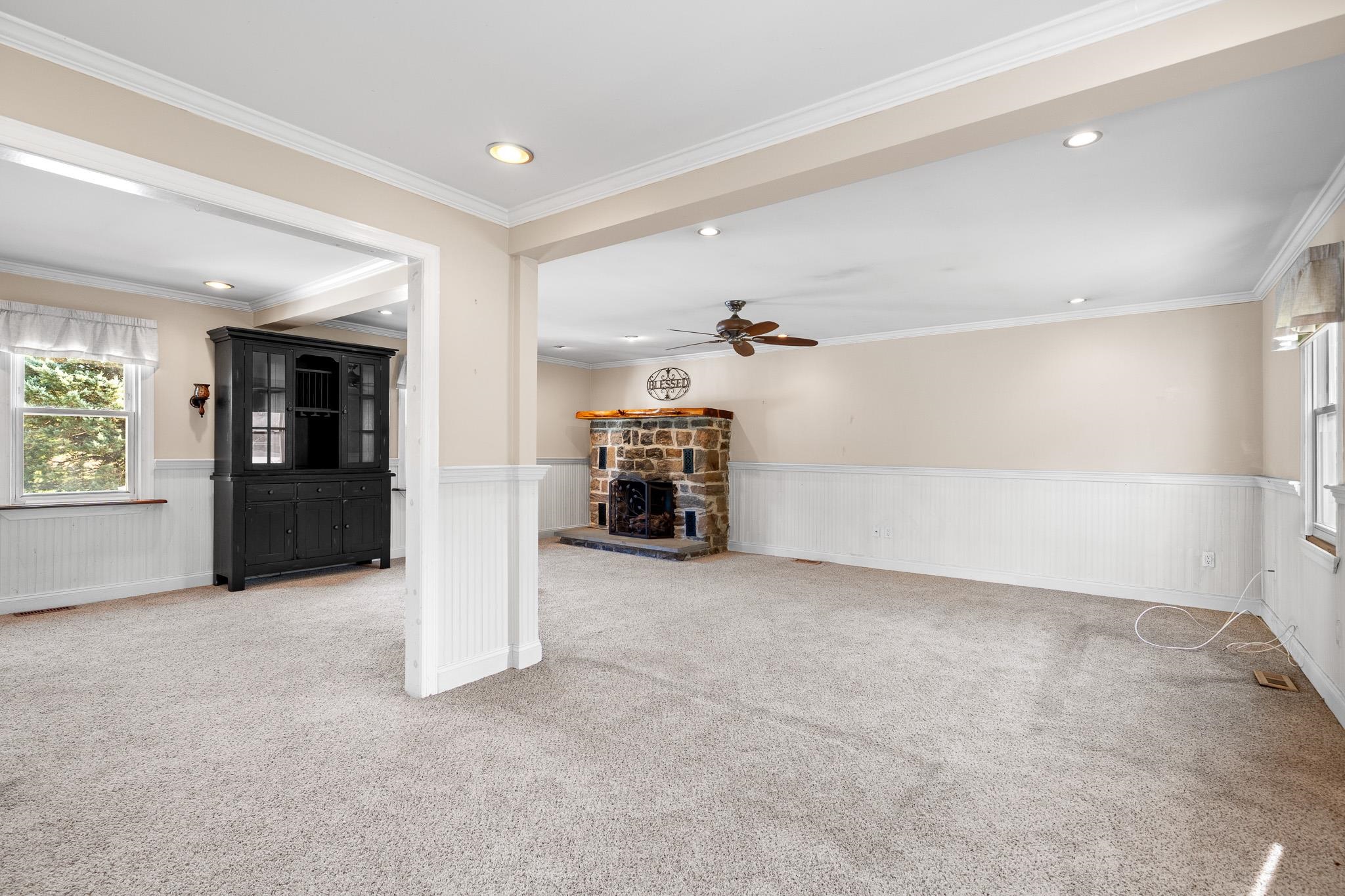 Petersburg, New Jersey 08270, United States, 4 Bedrooms Bedrooms, ,2 BathroomsBathrooms,Residential,Active,220367