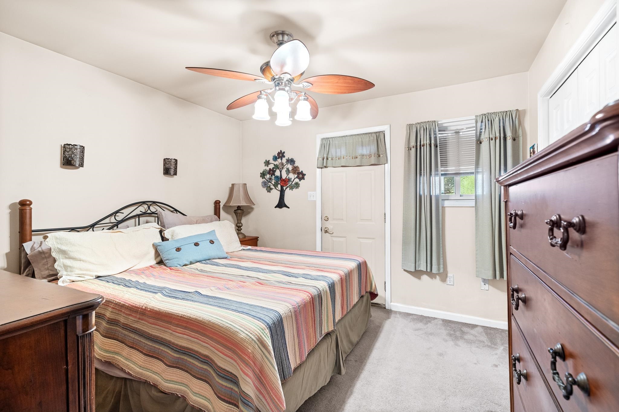 Petersburg, New Jersey 08270, United States, 4 Bedrooms Bedrooms, ,2 BathroomsBathrooms,Residential,Active,220367