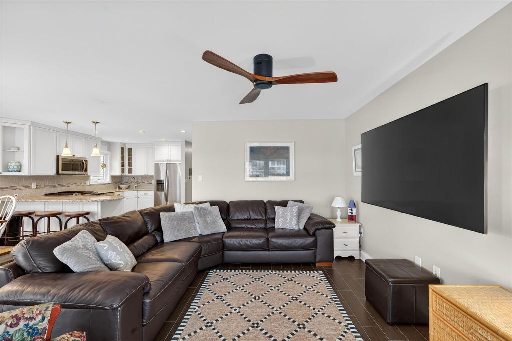 Photo of 4445 West Avenue #1, Ocean City, NJ 08226 (MLS # 260460)