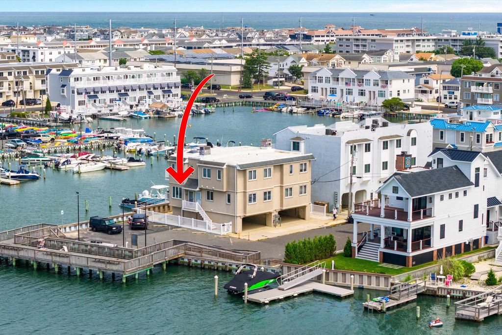 Photo of 392 83rd Street #392, Stone Harbor, NJ 08247 (MLS # 252498)