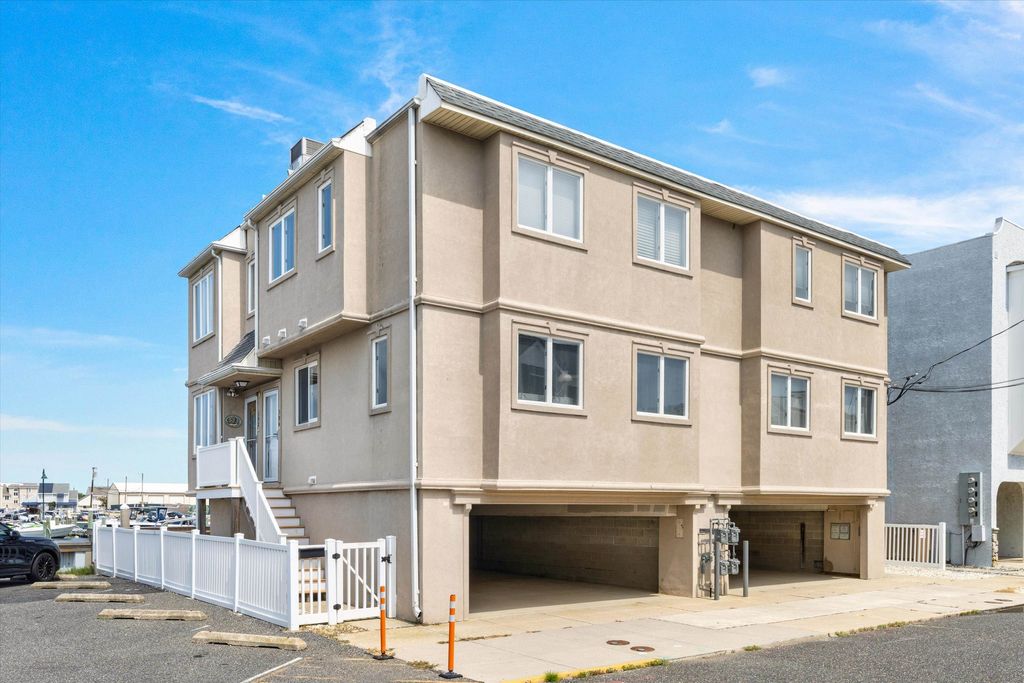 Photo of 392 83rd Street #392, Stone Harbor, NJ 08247 (MLS # 252498)