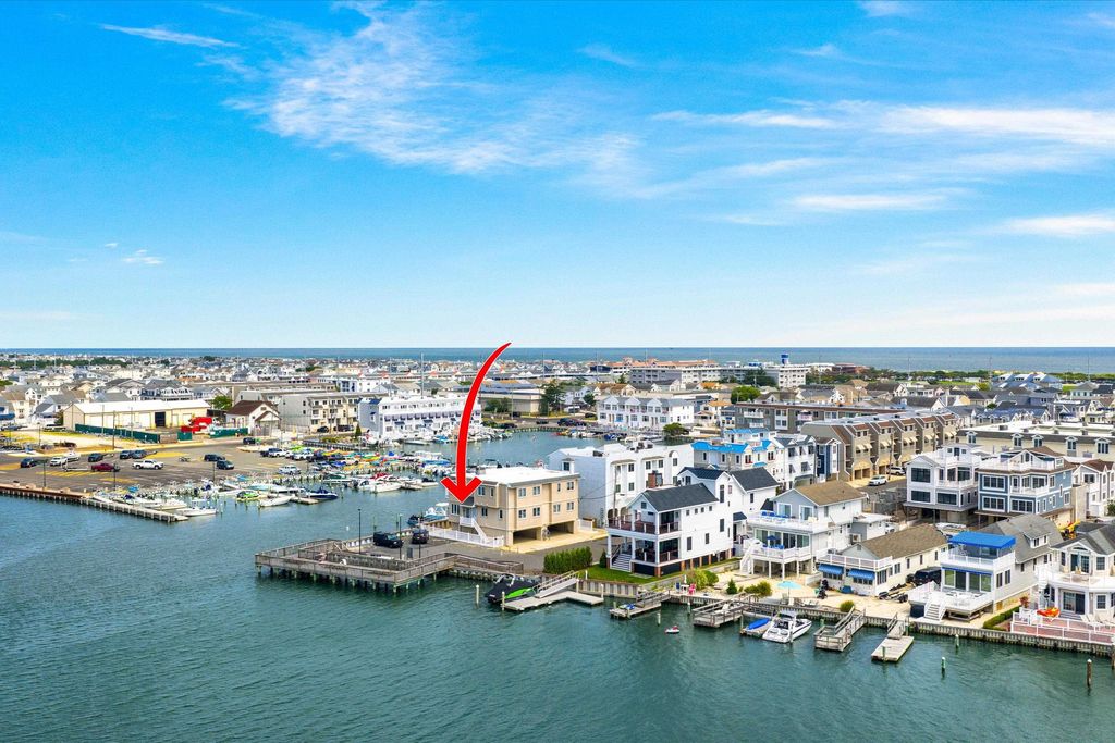 Photo of 392 83rd Street #392, Stone Harbor, NJ 08247 (MLS # 252498)