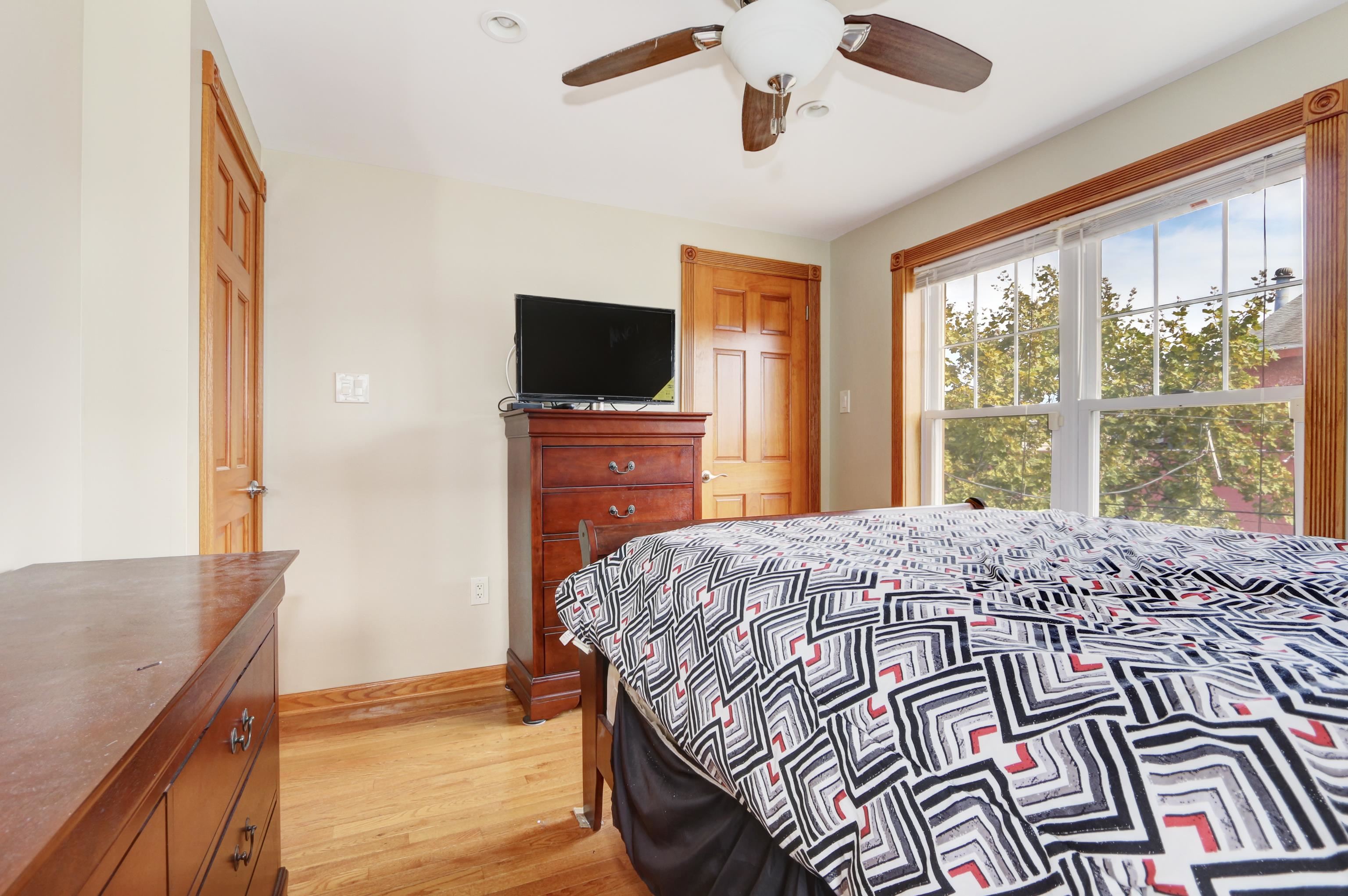 Wildwood, New Jersey 08260, United States, 7 Bedrooms Bedrooms, ,5 BathroomsBathrooms,Residential,Active,216984