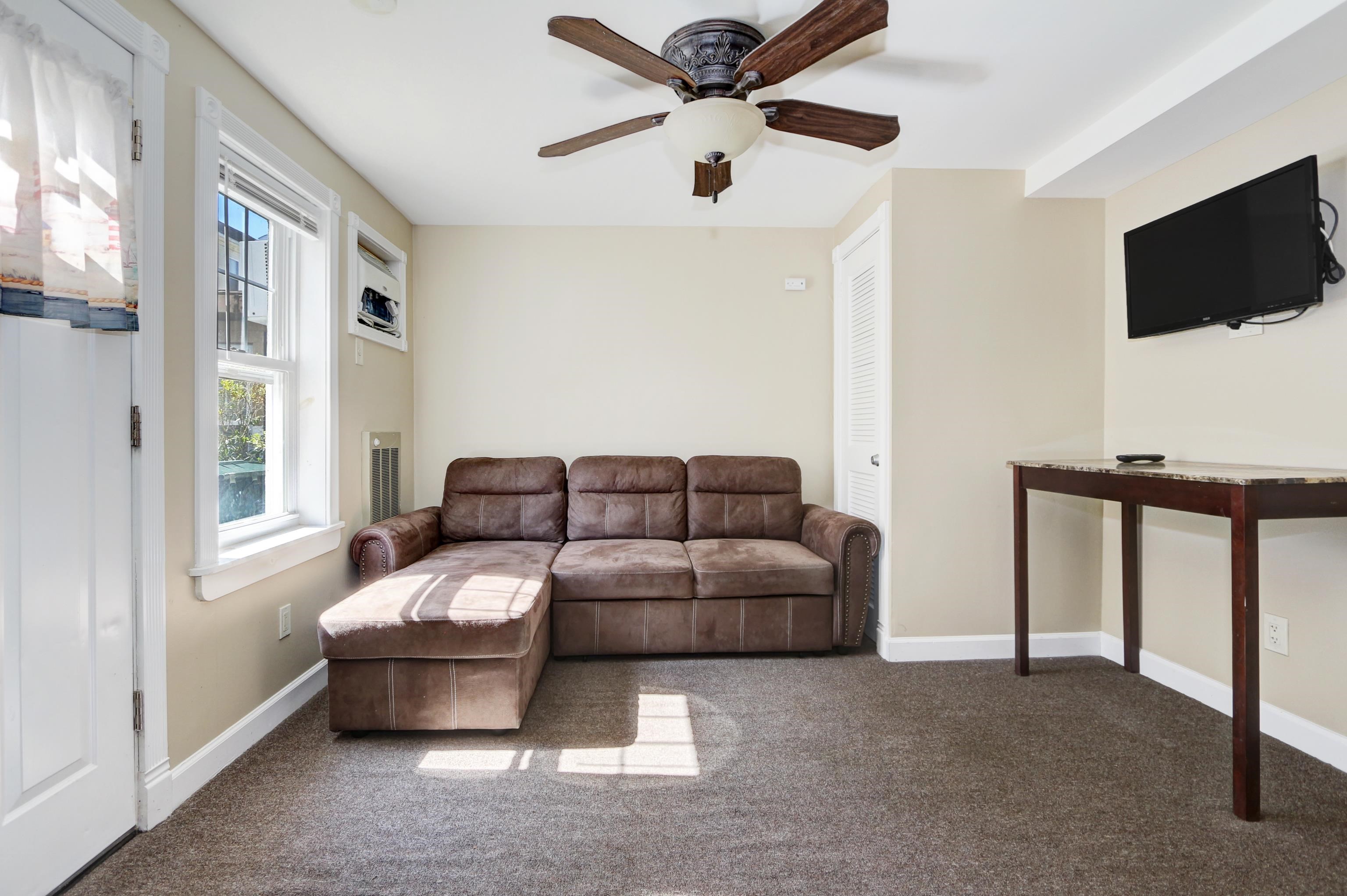 Wildwood, New Jersey 08260, United States, 7 Bedrooms Bedrooms, ,5 BathroomsBathrooms,Residential,Active,216984