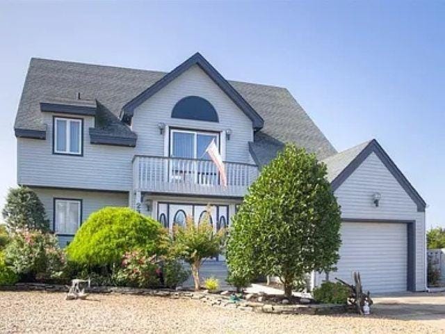 Photo of 231 122nd Street, Stone Harbor, NJ 08247 (MLS # 261965)