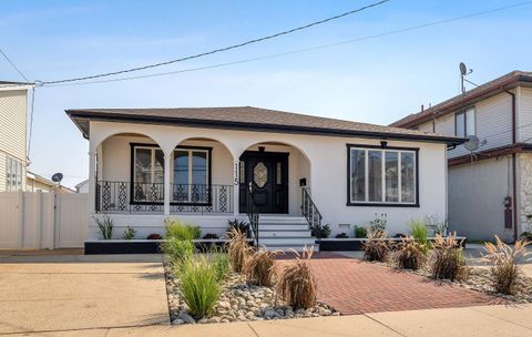 Photo of 115 W 6th Avenue, North Wildwood, NJ 08260 (MLS # 252747)