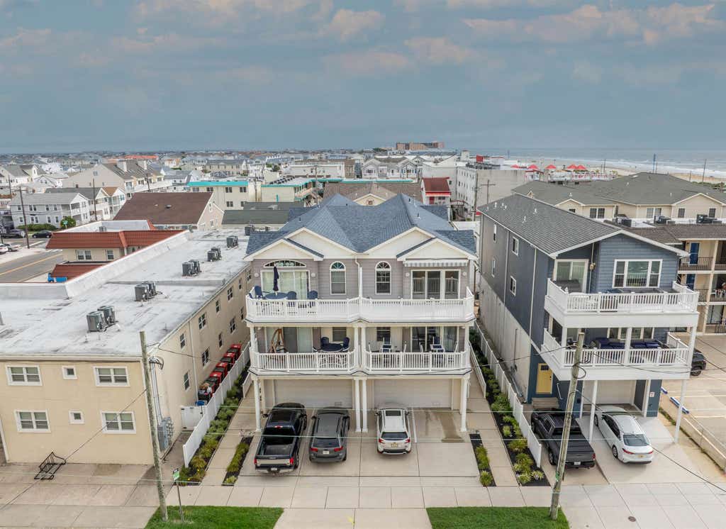 Photo of 509 E 17th Avenue #200, North Wildwood, NJ 08260 (MLS # 262308)