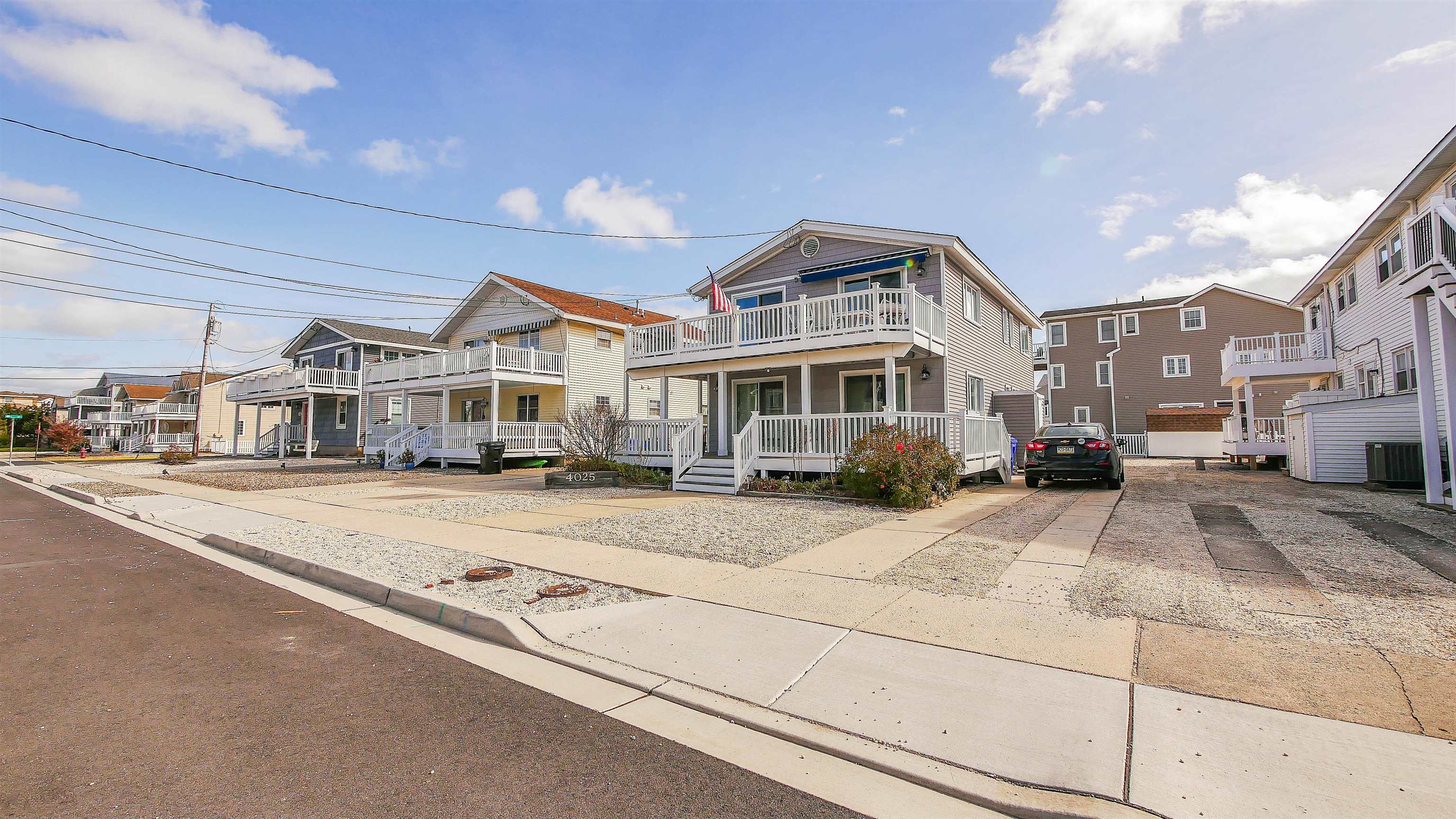 4025 4th Avenue #TOP FLOOR, Avalon, Massachusetts image 3