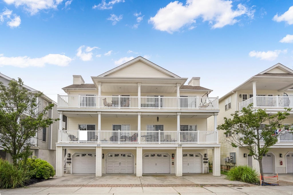 Photo of 210 E Garfield Avenue #B, Wildwood, NJ 08260 (MLS # 262509)