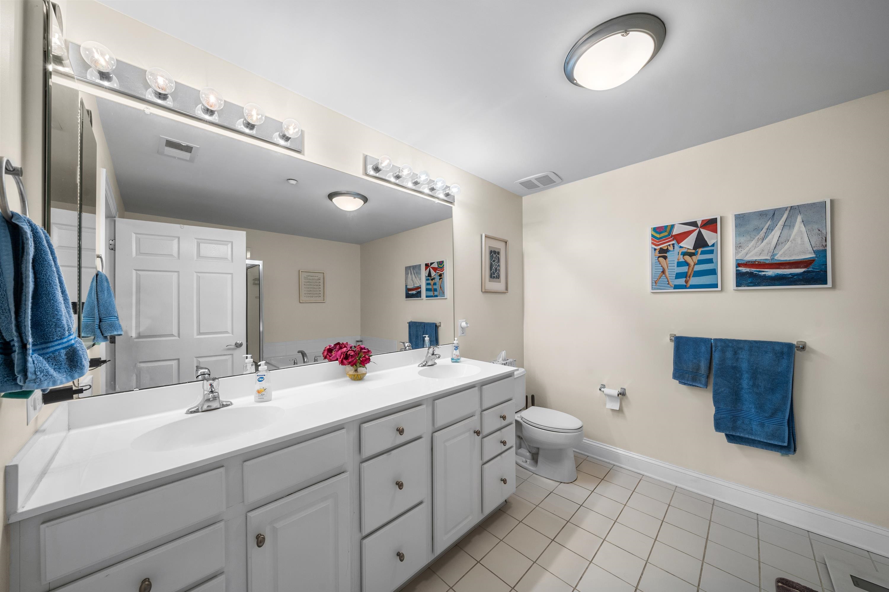 North Wildwood, New Jersey 08260, United States, 3 Bedrooms Bedrooms, ,2 BathroomsBathrooms,Residential,Active,225765