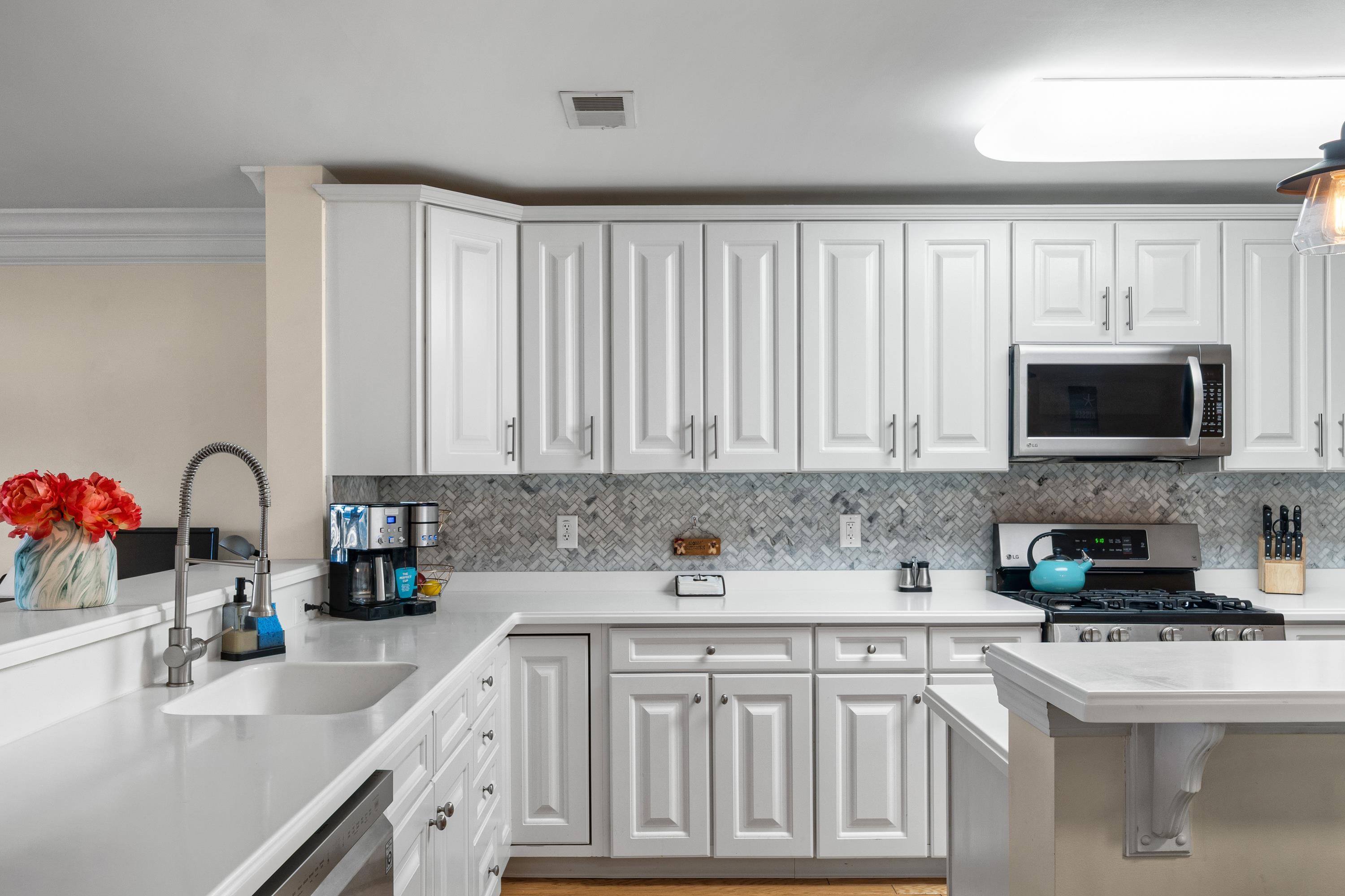 North Wildwood, New Jersey 08260, United States, 3 Bedrooms Bedrooms, ,2 BathroomsBathrooms,Residential,Active,225765