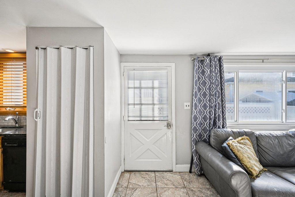 Photo of 318 E Hollywood Ave #C, Wildwood Crest, NJ 08260 (MLS # 260213)