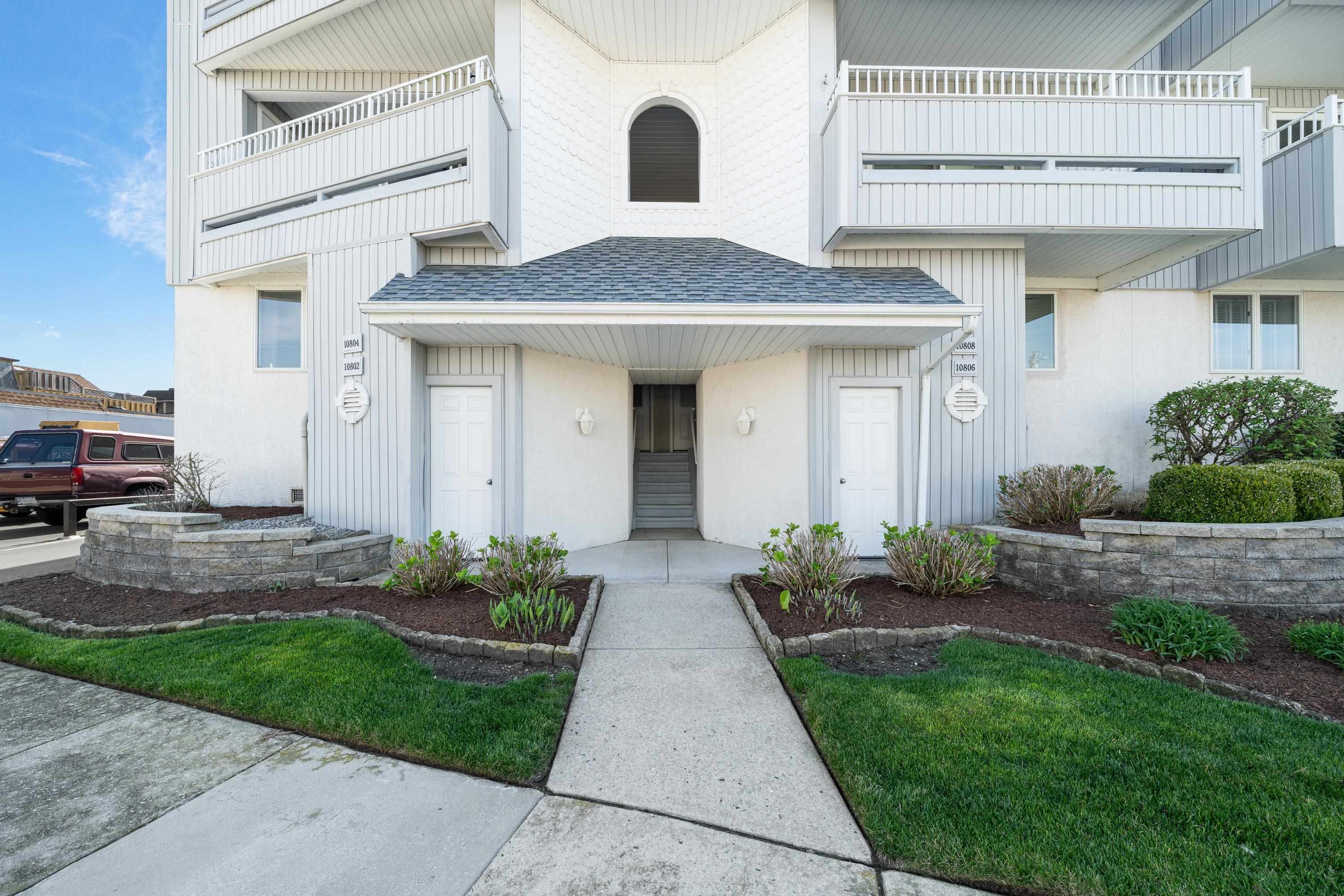 10802 Sunset Drive Unit 1