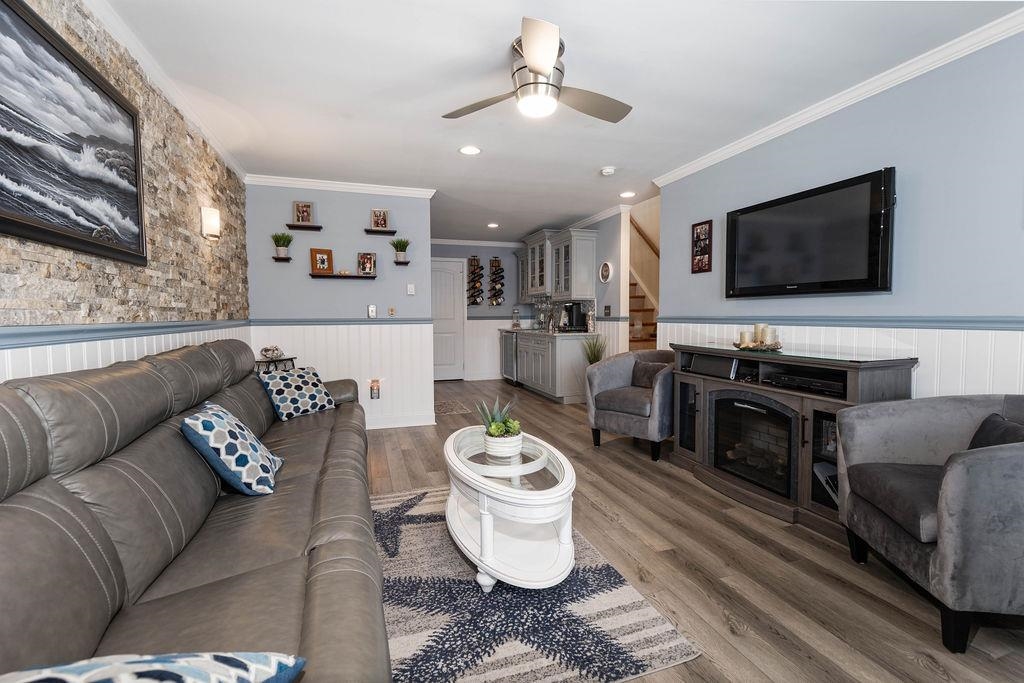 703 Surf Avenue 100