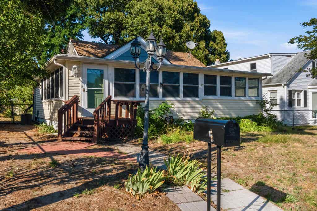 Photo of 5 W Drumbed Road, Villas, NJ 08251 (MLS # 261684)