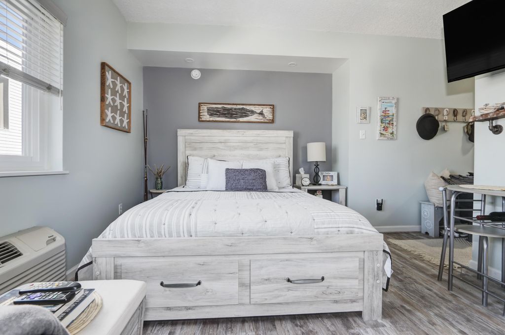 Photo of 1110 Wesley Avenue #204, Ocean City, NJ 08226 (MLS # 260695)