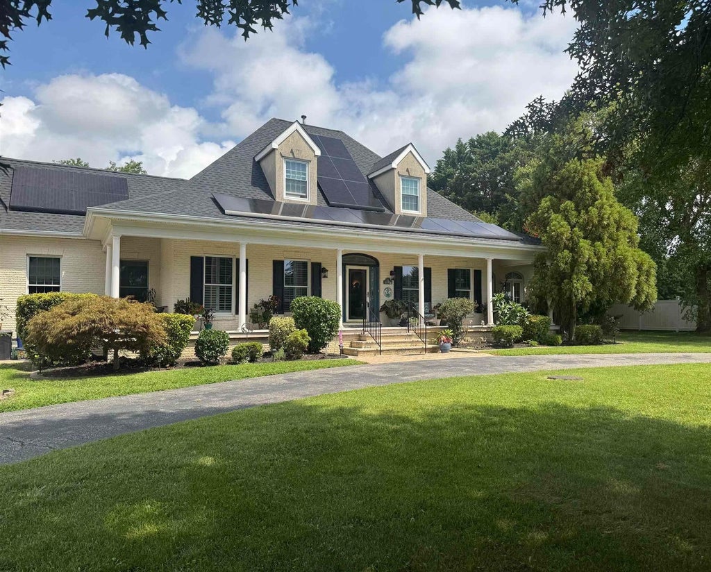 Photo of 15 Taylor Lane, Lower Township, NJ 08204 (MLS # 262419)