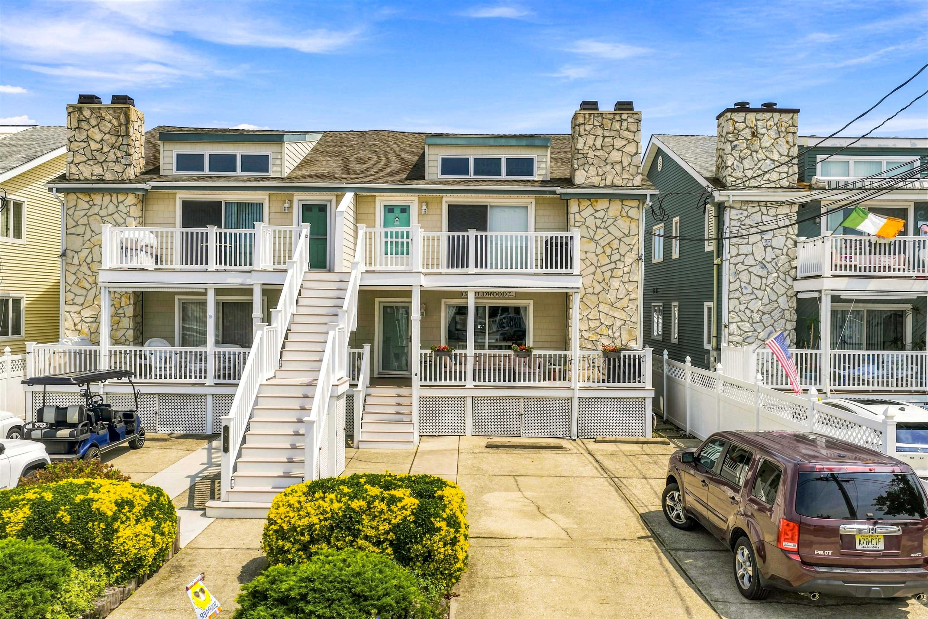 415 W Bennett Avenue B