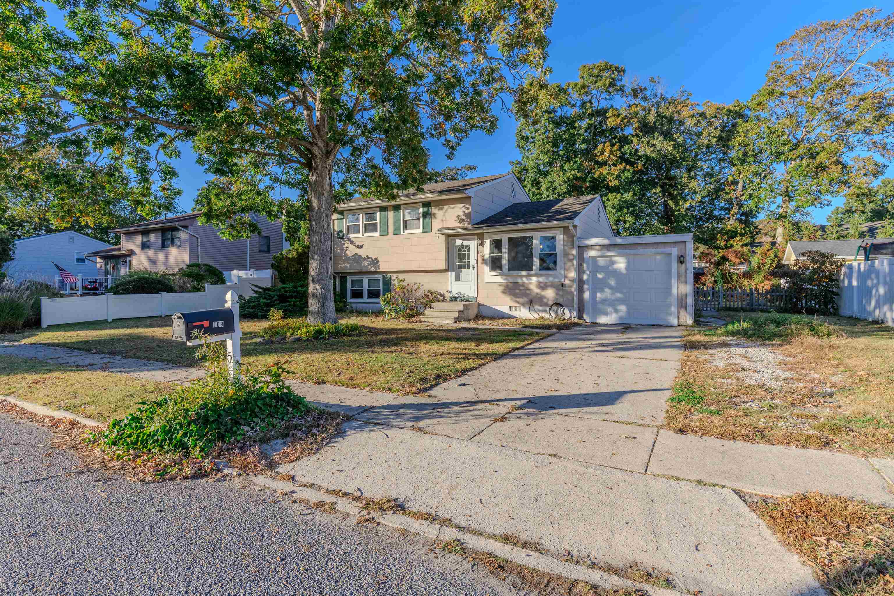 109 Willow Drive