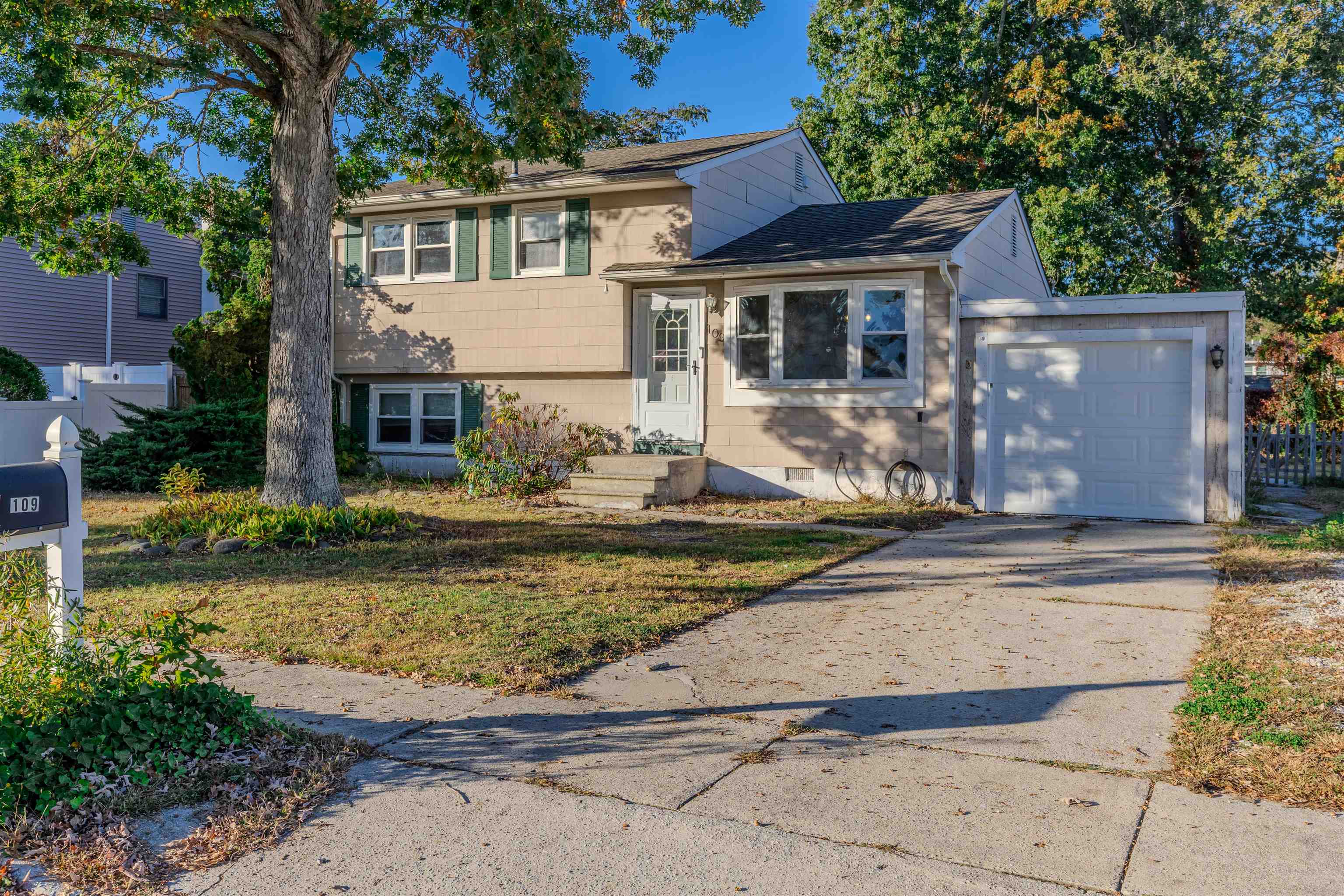 109 Willow Drive