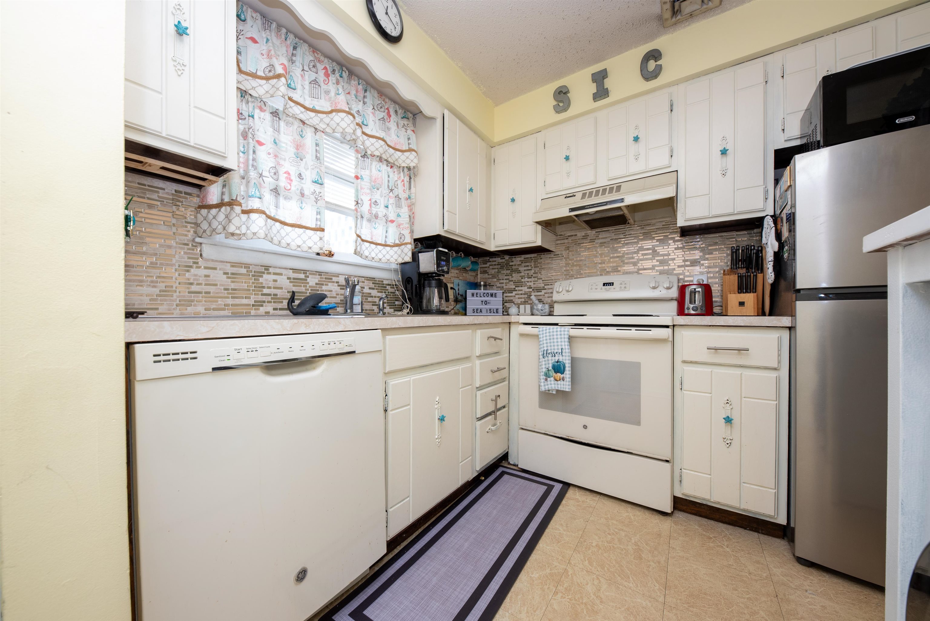 23 38th Street #201, Sea Isle City, New Jersey image 3