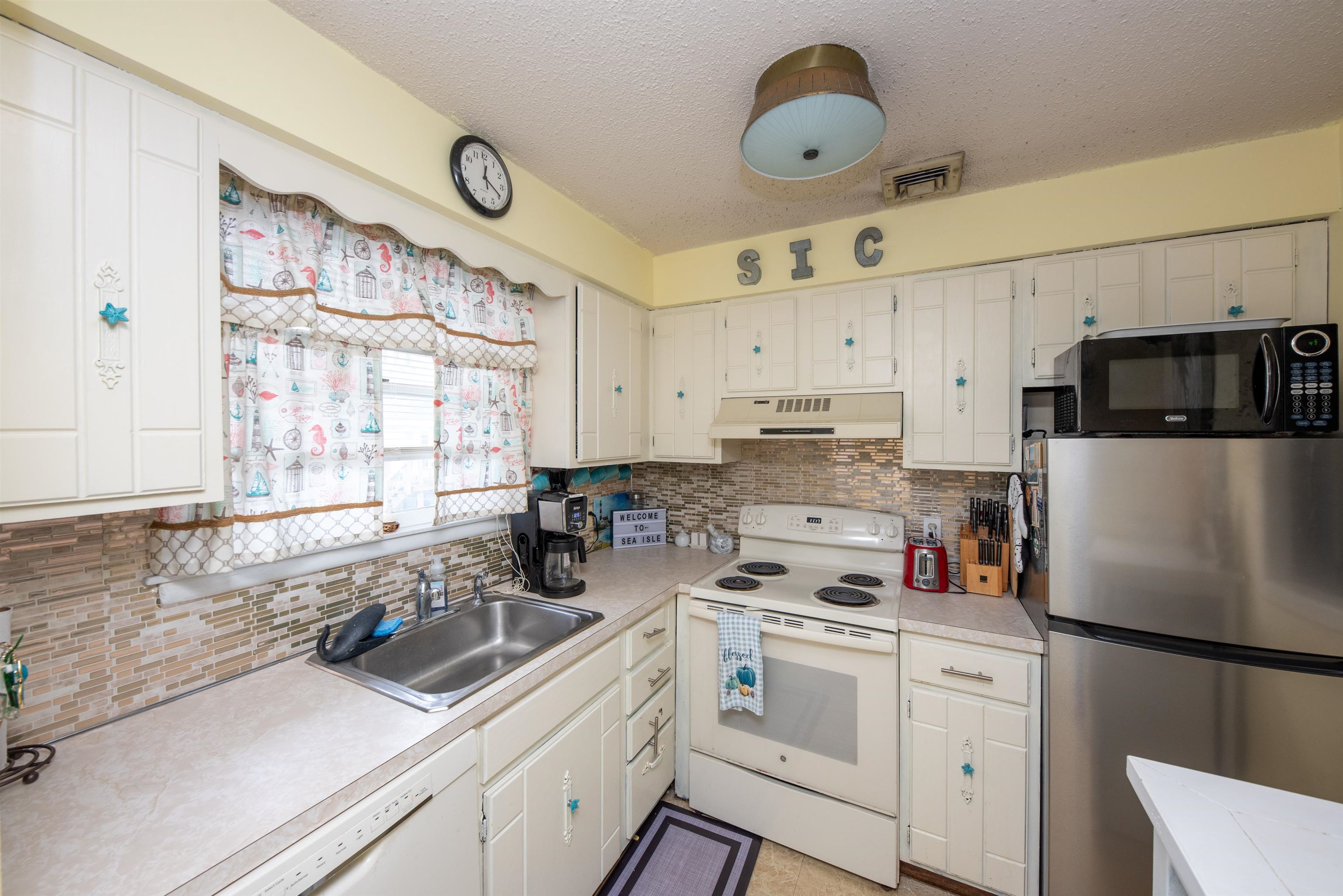 23 38th Street #201, Sea Isle City, New Jersey image 4